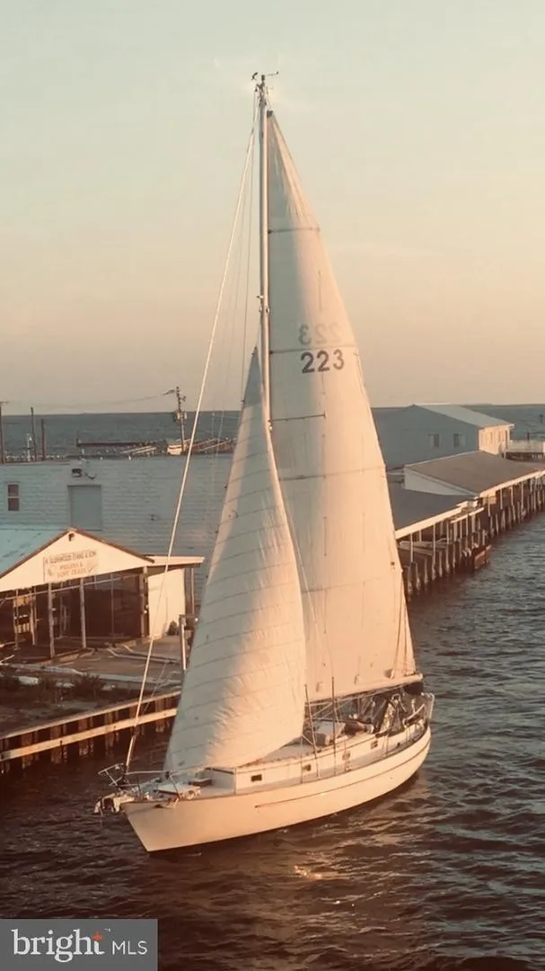 1 DOCK STREET #203 Crisfield, MD 21817