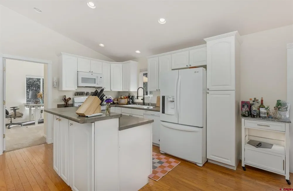 460 E Valley View Drive Bayfield, CO 81122
