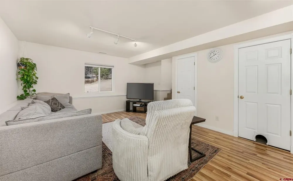 460 E Valley View Drive Bayfield, CO 81122