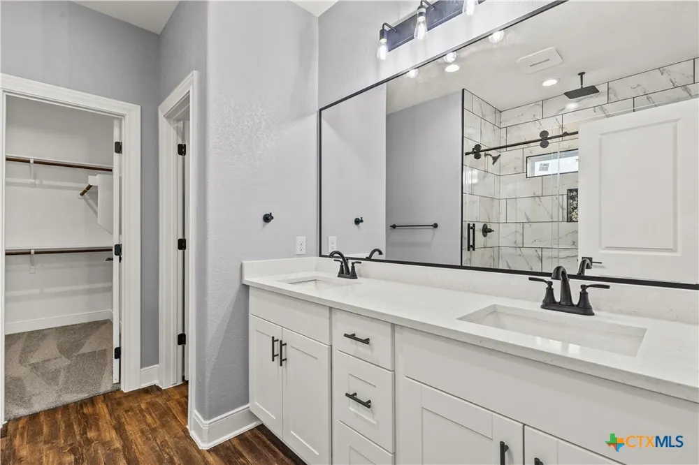 209 Troell Street Seguin, TX 78155