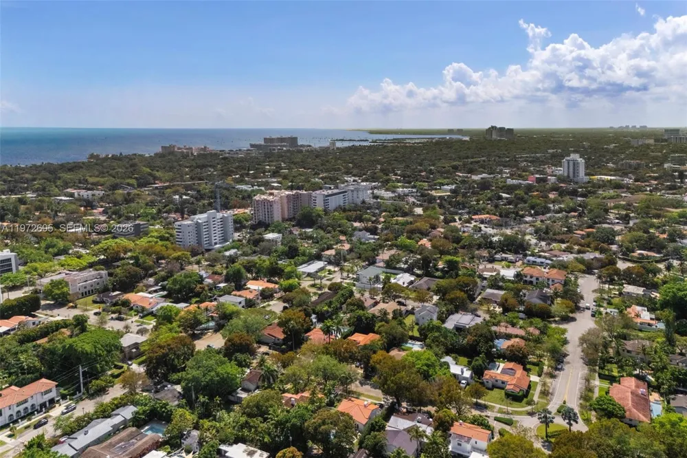 2805 SW 4th Ave Miami, FL 33129