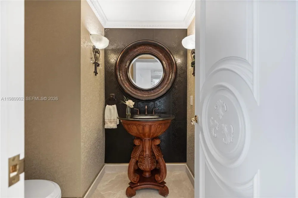 1800 S Ocean Dr #1601 Hallandale Beach, FL 33009