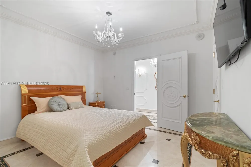 1800 S Ocean Dr #1601 Hallandale Beach, FL 33009