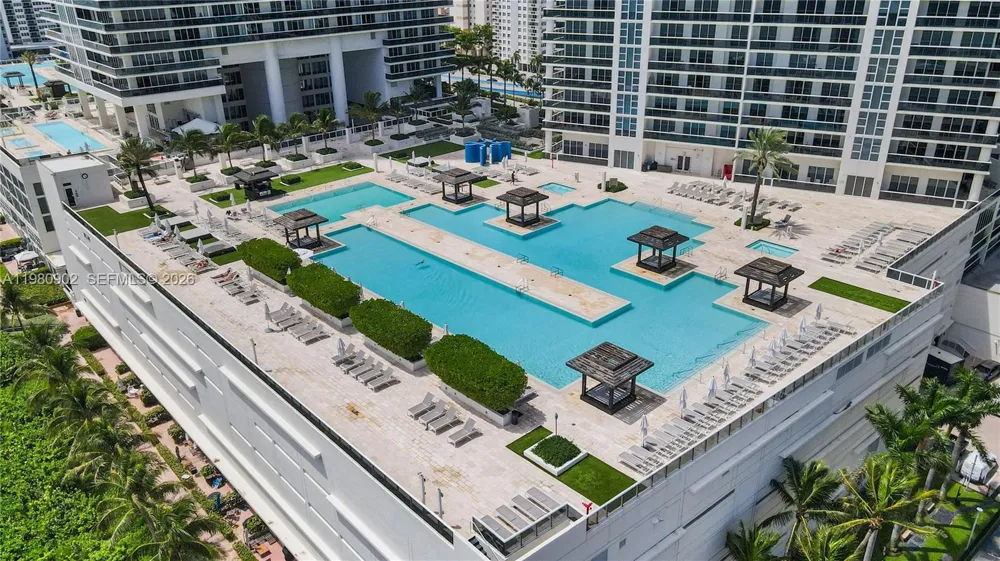 1800 S Ocean Dr #1601 Hallandale Beach, FL 33009