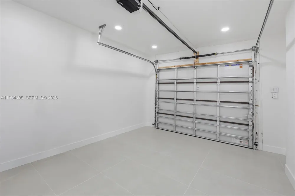 10910 NE 9th Ct Biscayne Park, FL 33161