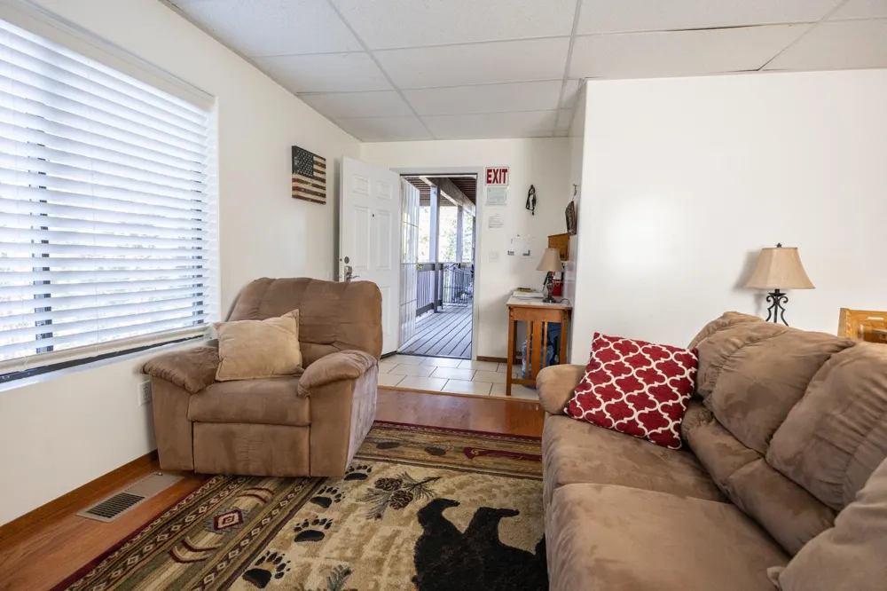 7501 Yosemite Park Way Yosemite West, CA 95389
