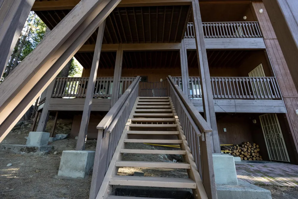7501 Yosemite Park Way Yosemite West, CA 95389