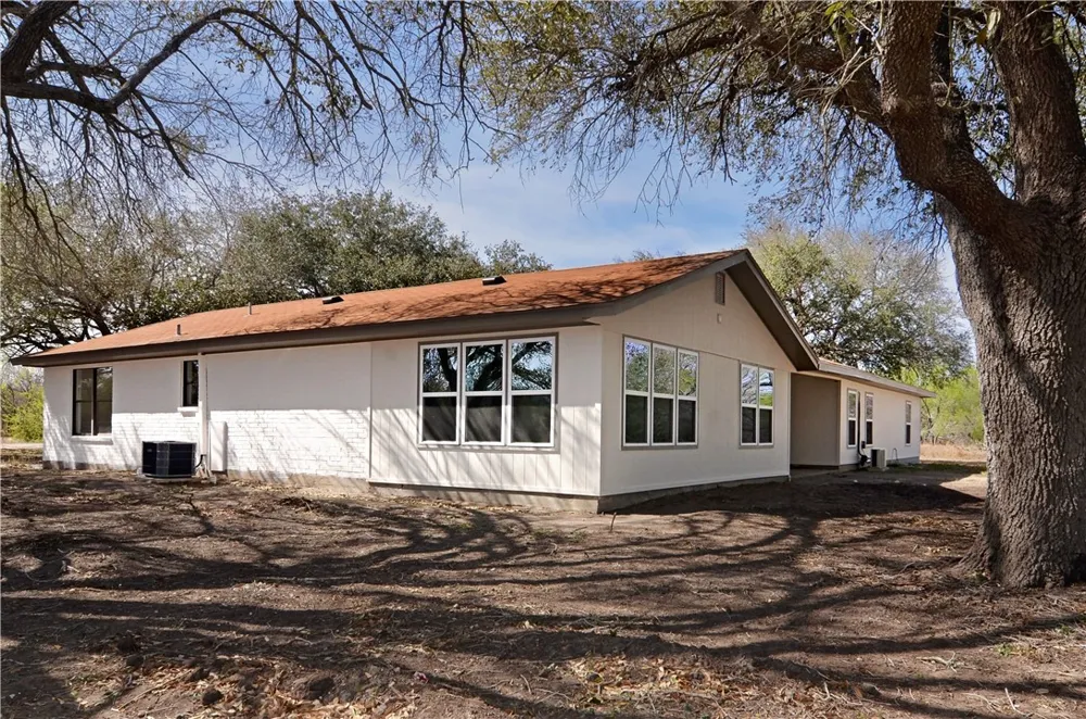 202 Ranch Road Mathis, TX 78368