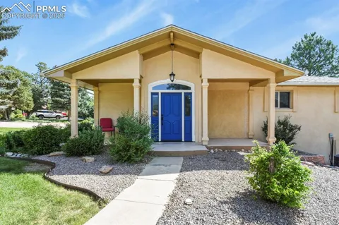 23 Crescent Lane