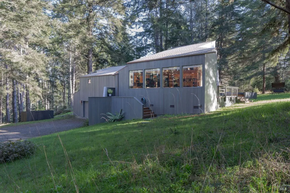 880 River Beach Road The Sea Ranch, CA 95497