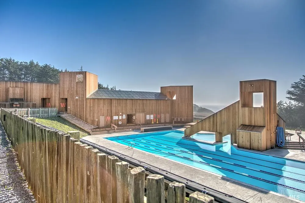 880 River Beach Road The Sea Ranch, CA 95497