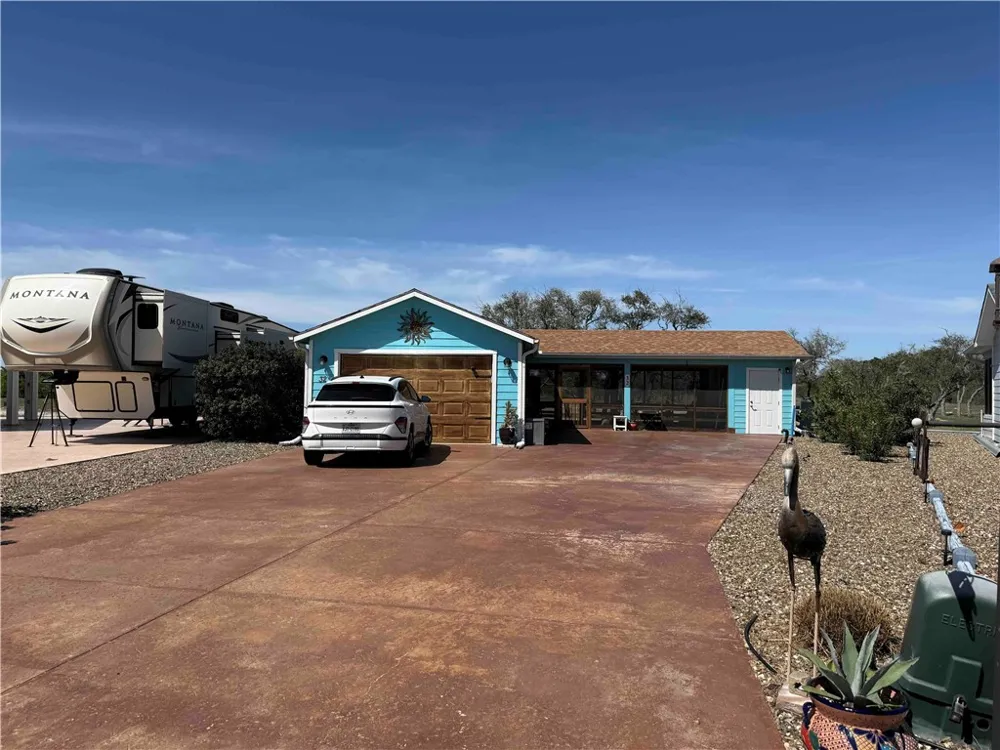 32 Augusta Circle Aransas Pass, TX 78336