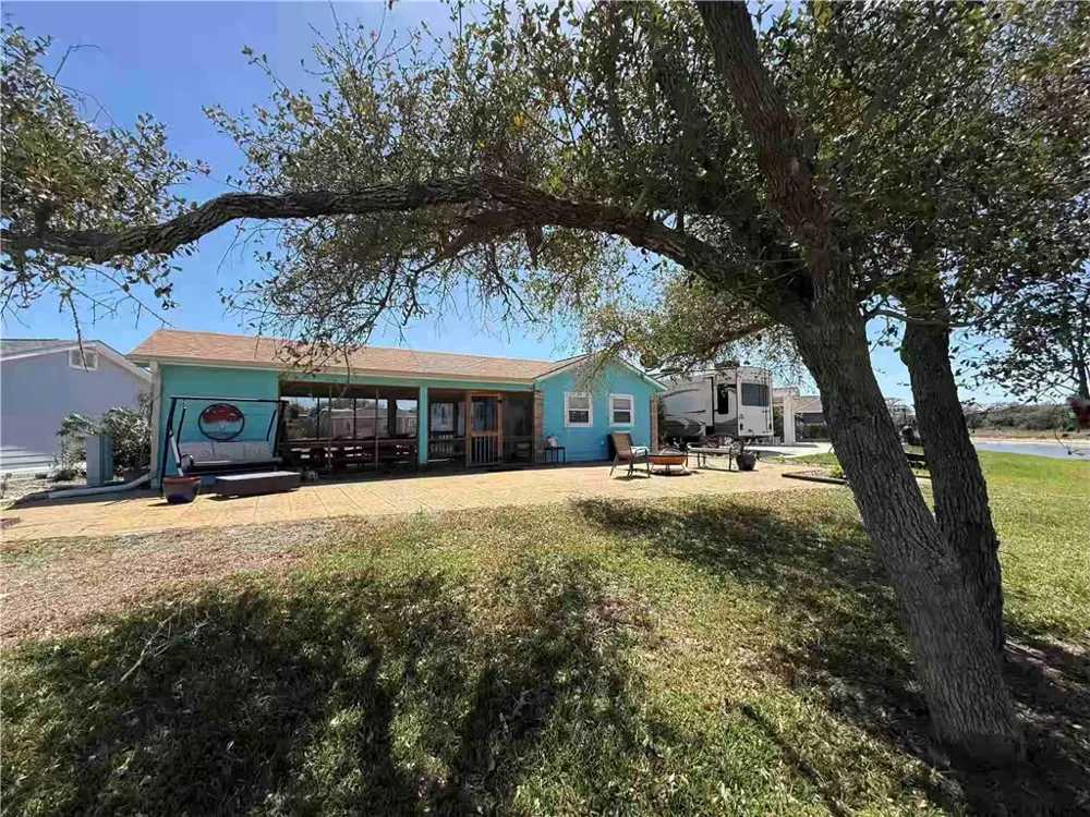 32 Augusta Circle Aransas Pass, TX 78336