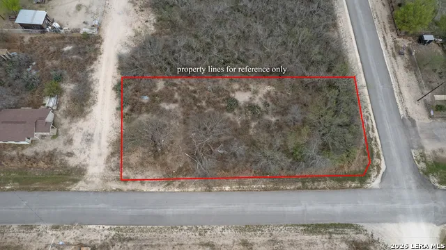 537 Matteson South La Pryor, TX 78872