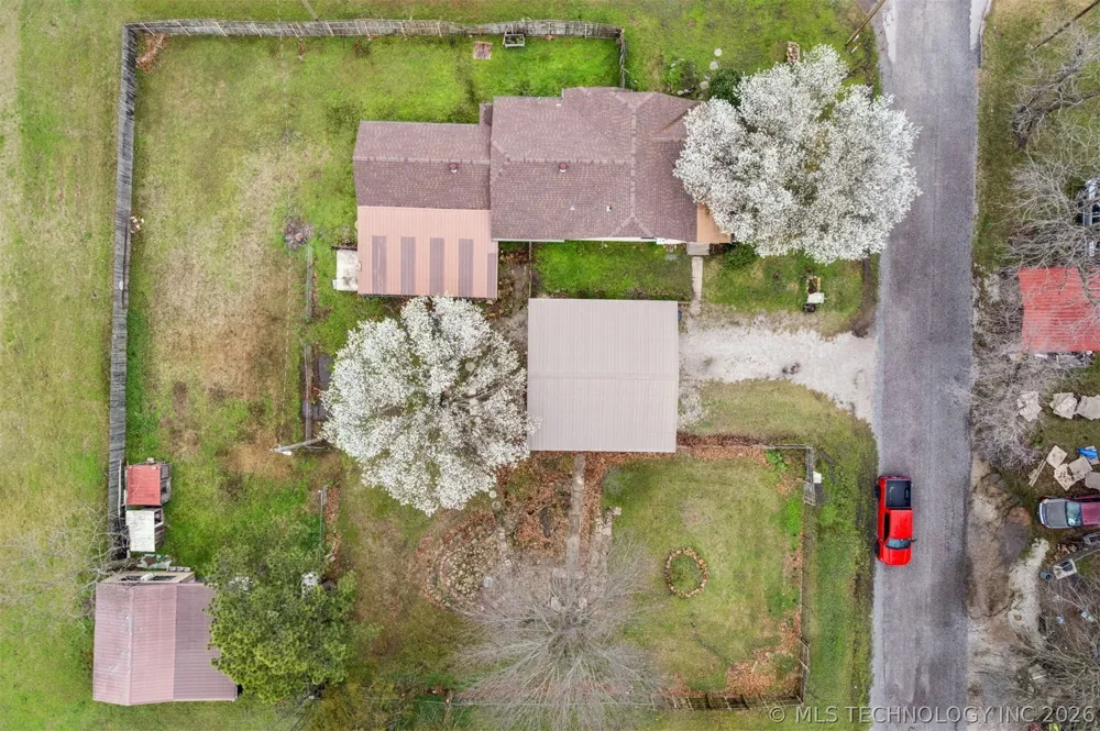 205 Baltimore Allen, OK 74825