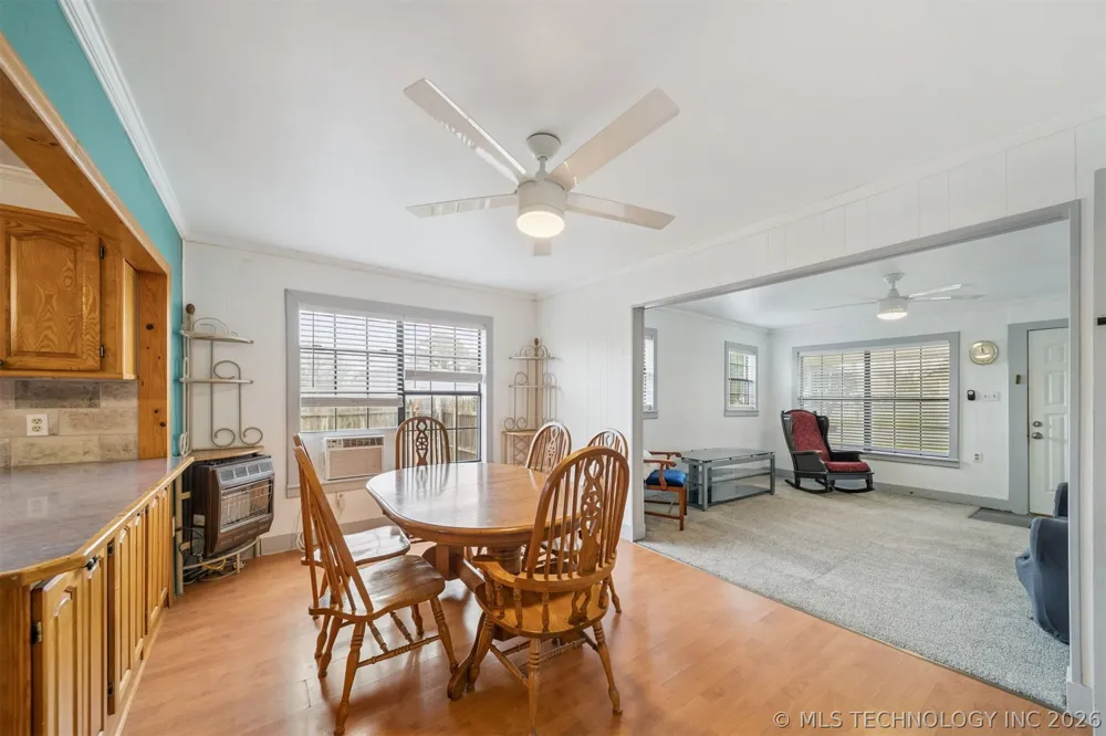 205 Baltimore Allen, OK 74825