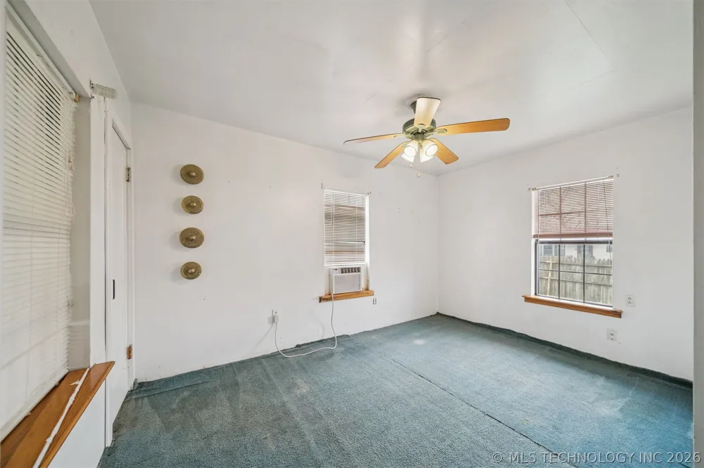 205 Baltimore Allen, OK 74825