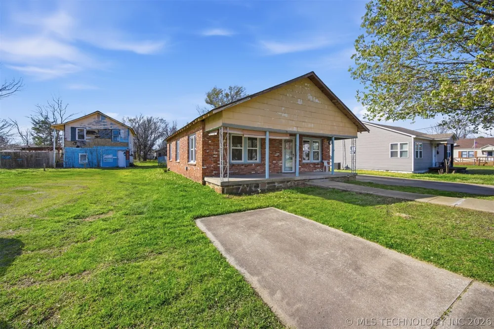 705 S Strong McAlester, OK 74501
