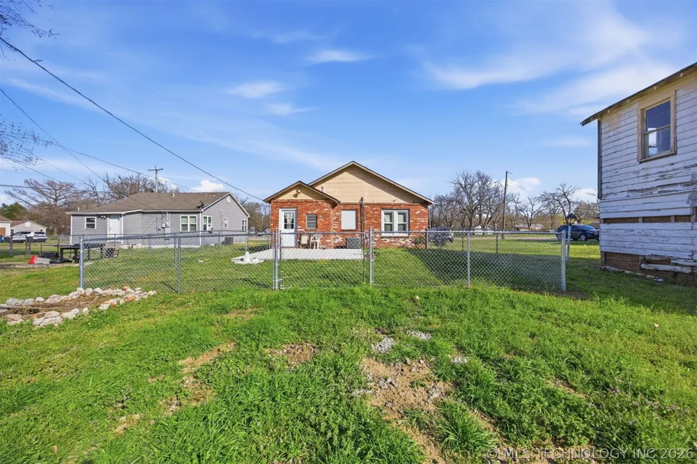 705 S Strong McAlester, OK 74501