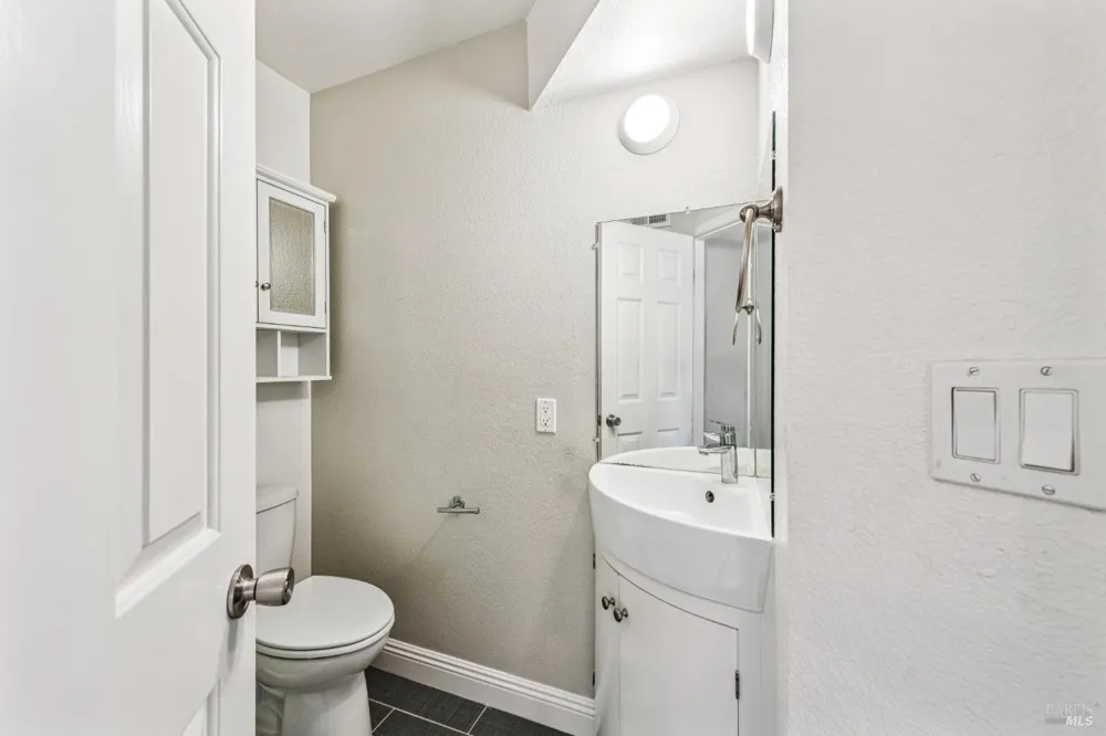4 Ash Avenue ##11 Kentfield, CA 94904