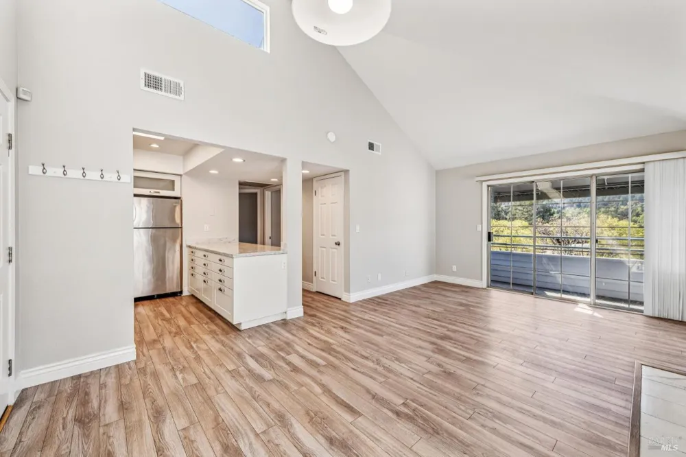 4 Ash Avenue ##11 Kentfield, CA 94904