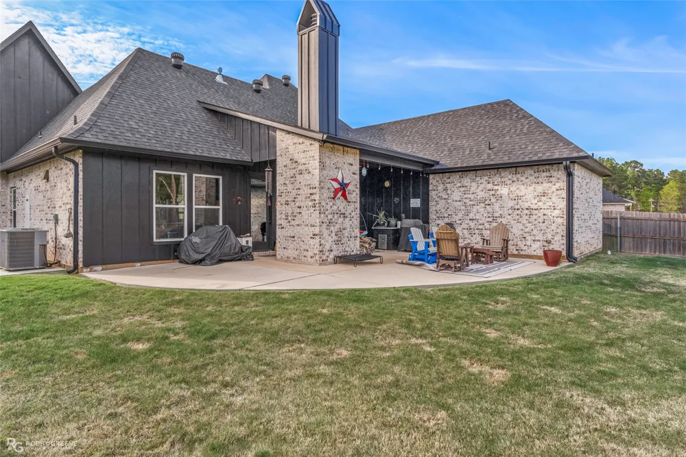 63 Turtle Creek Drive Benton, LA 71006