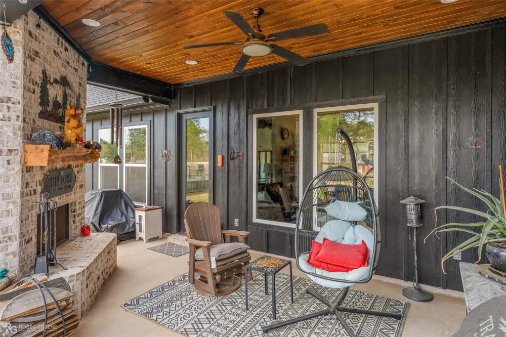 63 Turtle Creek Drive Benton, LA 71006