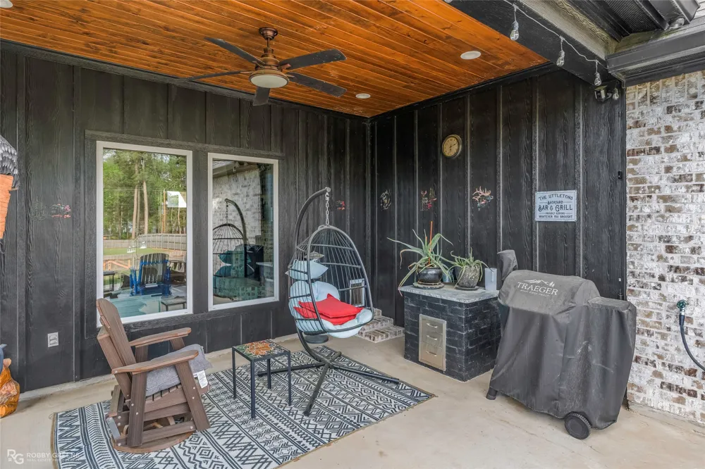 63 Turtle Creek Drive Benton, LA 71006