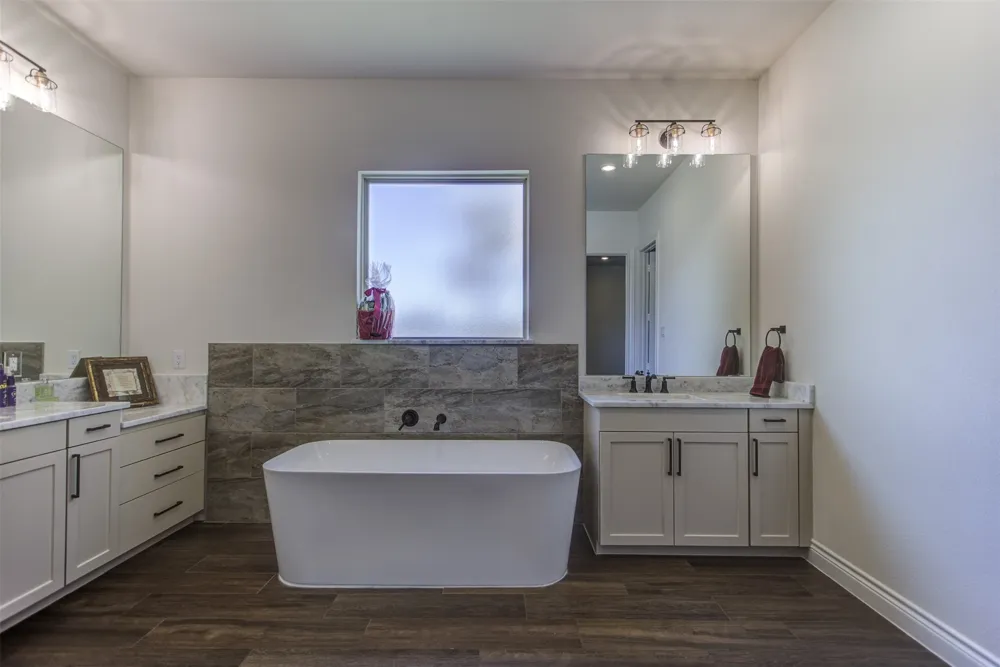 704 Hayden Way Aledo, TX 76008