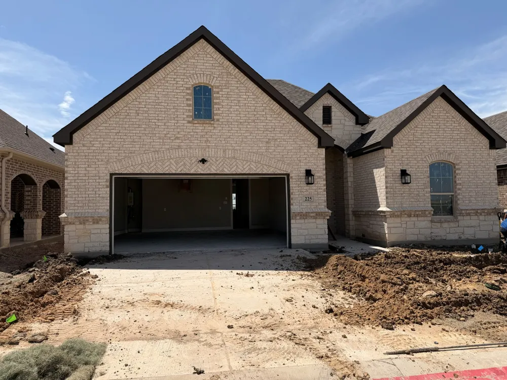 225 Ravenna Boulevard Justin, TX 76247