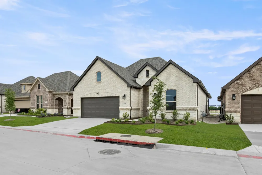 225 Ravenna Boulevard Justin, TX 76247