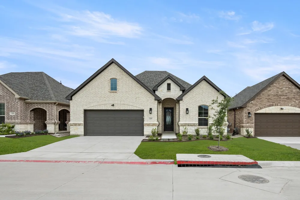 225 Ravenna Boulevard Justin, TX 76247