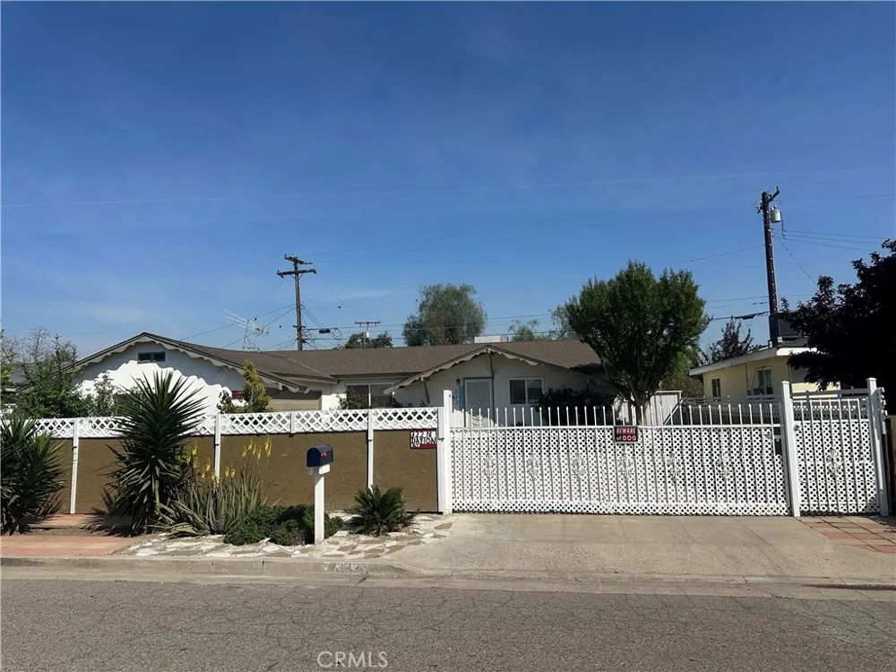 322 Dayton Tulare, CA 93274