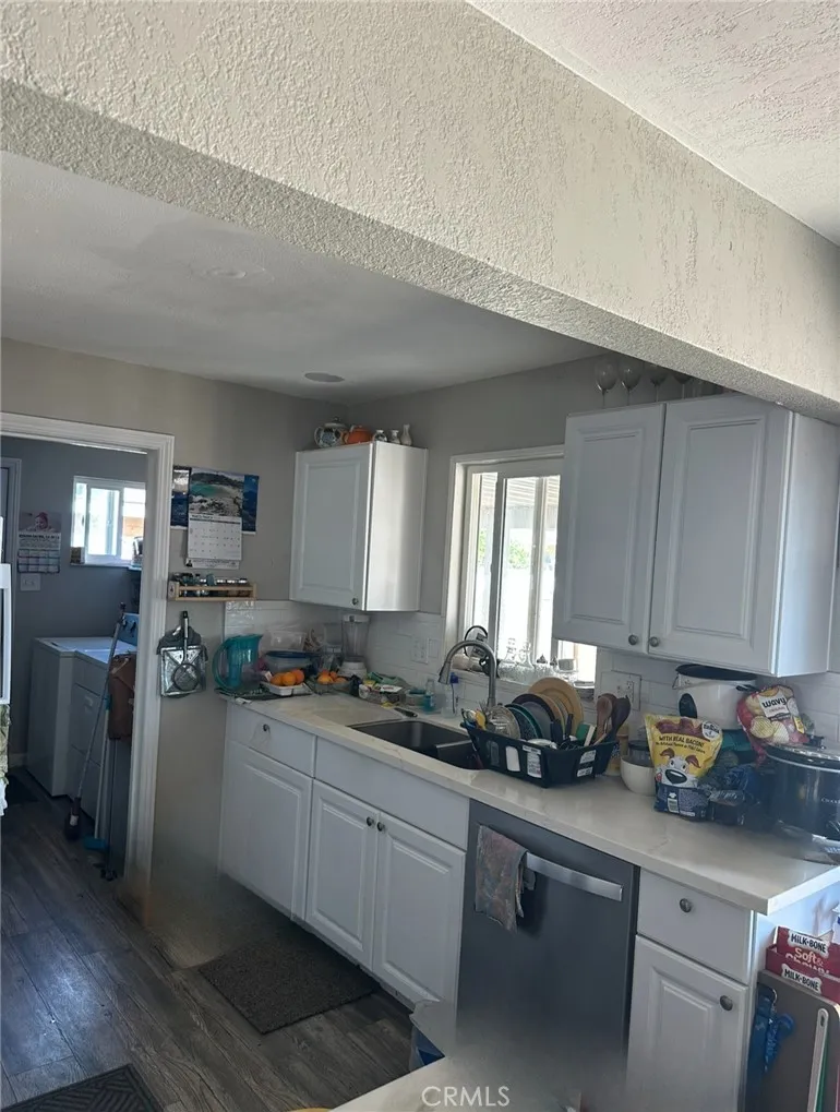 322 Dayton Tulare, CA 93274