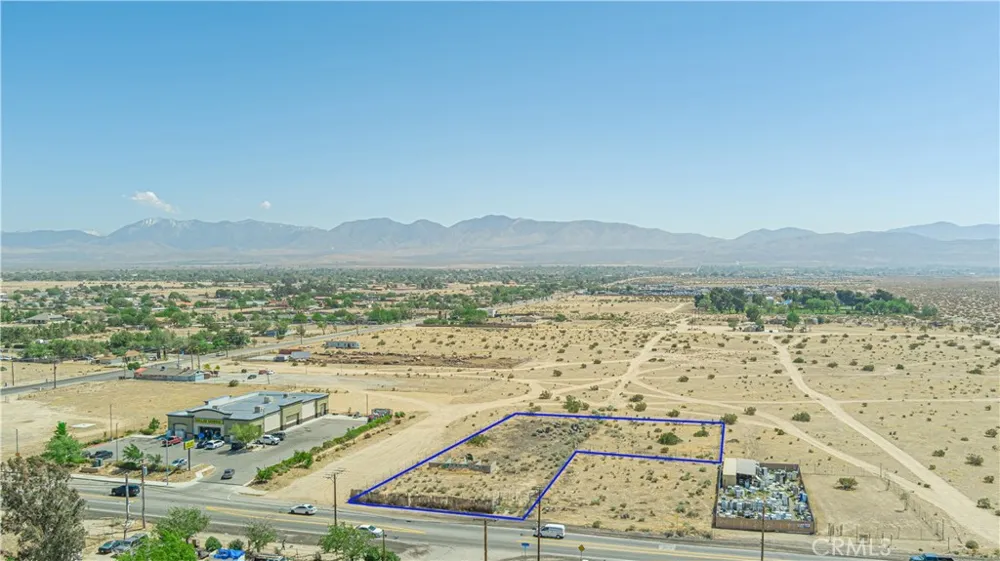 90 Palmdale Blvd Sun Village, CA 93543