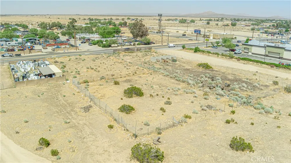 90 Palmdale Blvd Sun Village, CA 93543