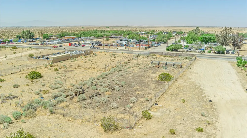 90 Palmdale Blvd Sun Village, CA 93543