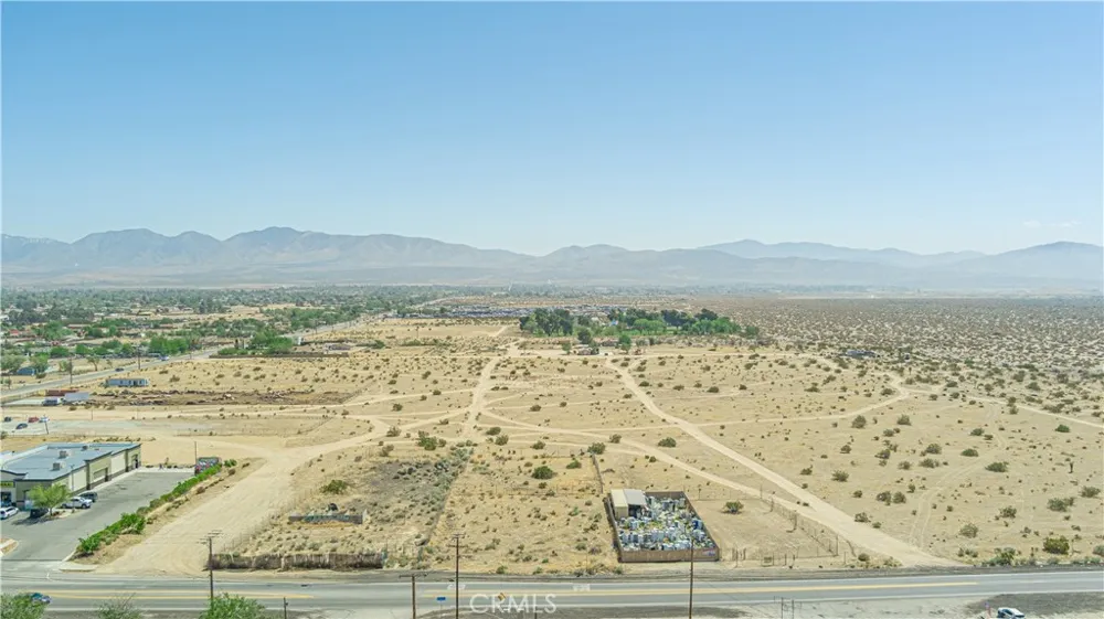 90 Palmdale Blvd Sun Village, CA 93543