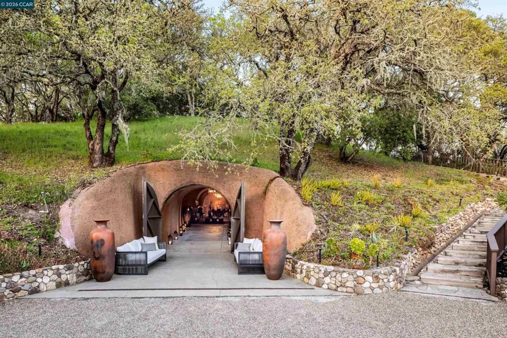 4377 Warm Springs Rd Glen Ellen, CA 95442