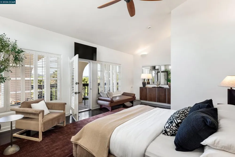4377 Warm Springs Rd Glen Ellen, CA 95442