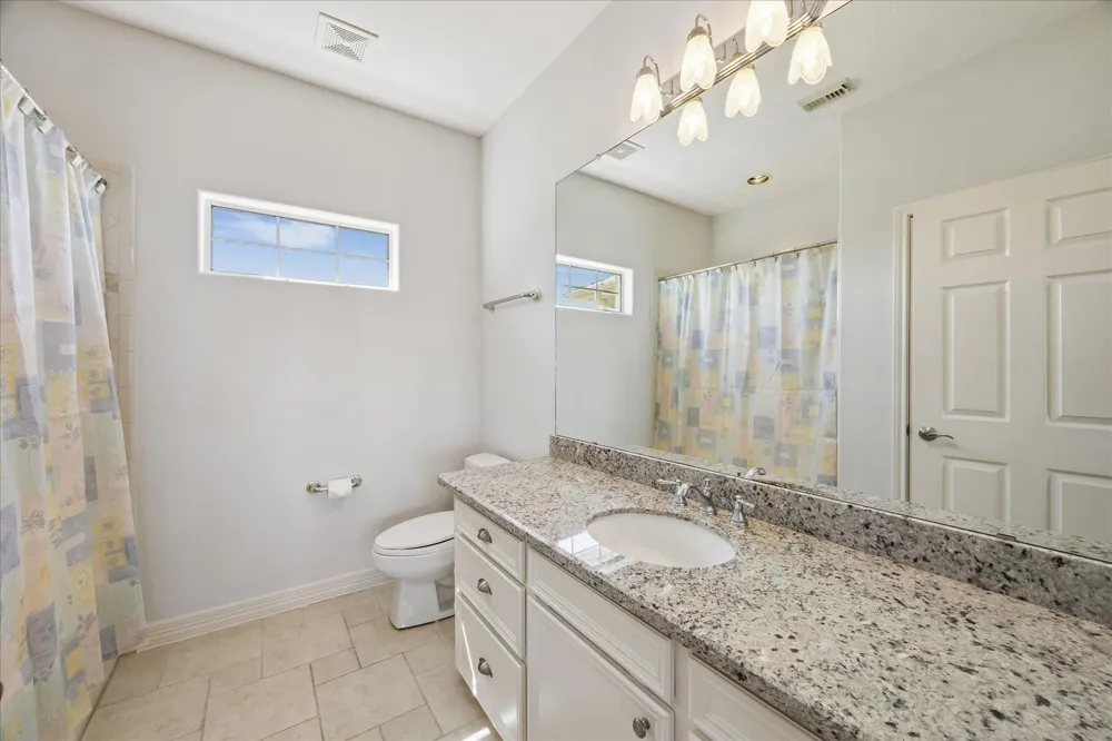 1554 Windsong Way Tiki Island, TX 77554