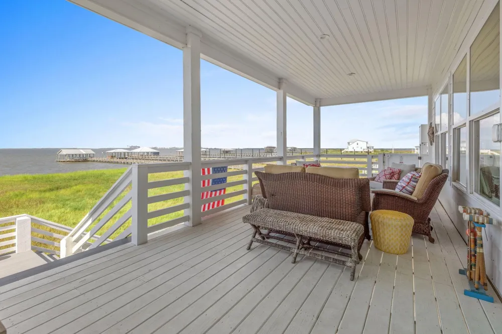 3777 Lake Breeze Road Lake Charles, LA 70605
