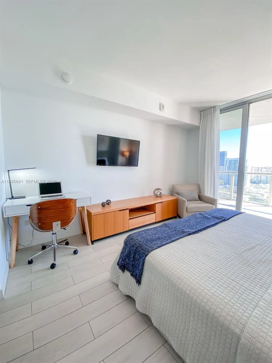 2602 E Hallandale Beach Blvd #R2405 Hallandale Beach, FL 33009