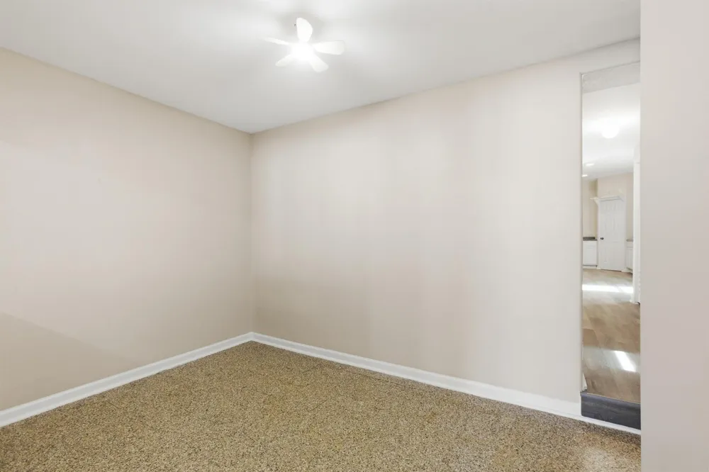 313 Grand Avenue Bacliff, TX 77518
