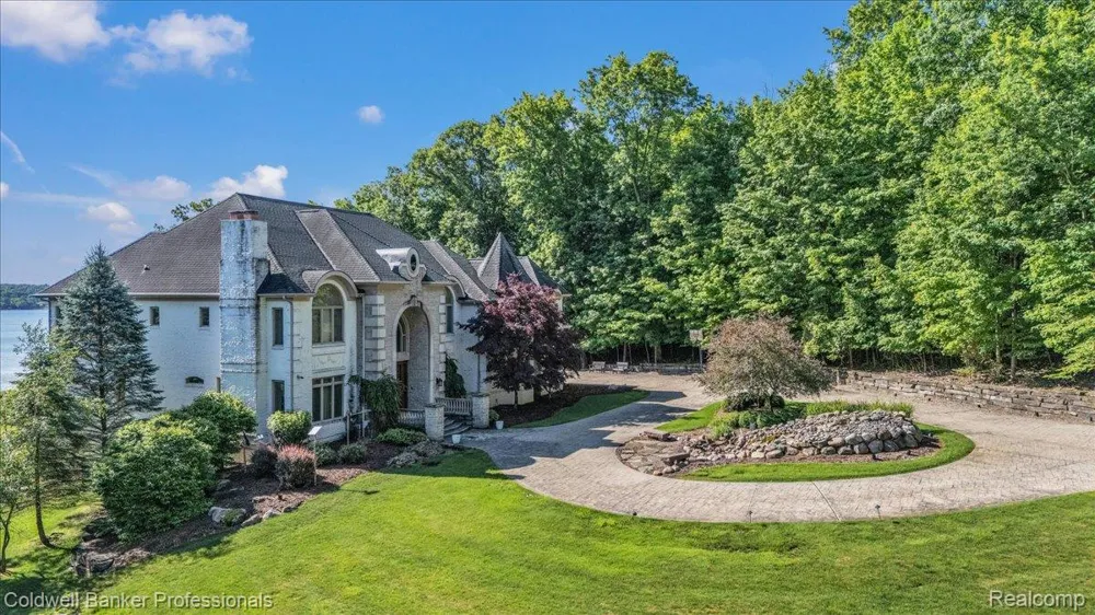 4359 Longview Drive Elba Township, MI 48446