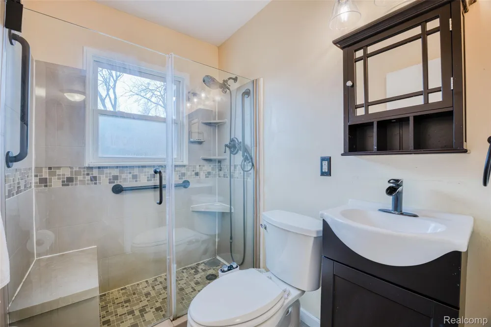 11388 Sunset Boulevard Putnam Township, MI 48169