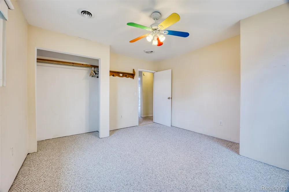 11388 Sunset Boulevard Putnam Township, MI 48169