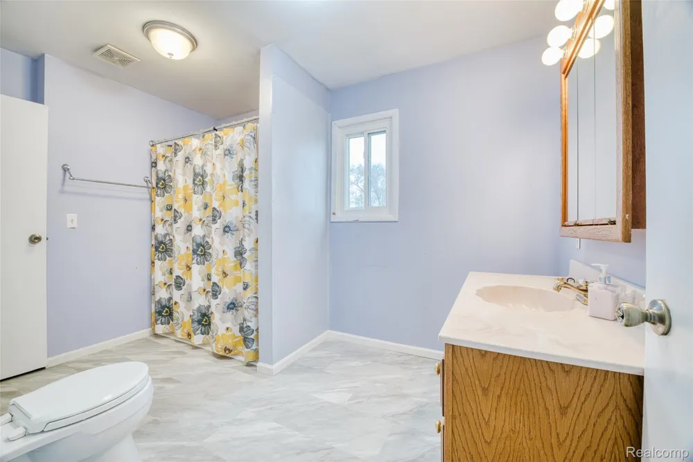 11388 Sunset Boulevard Putnam Township, MI 48169