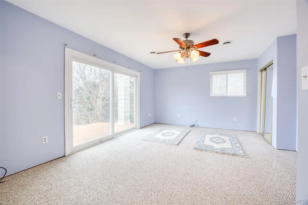 11388 Sunset Boulevard Putnam Township, MI 48169