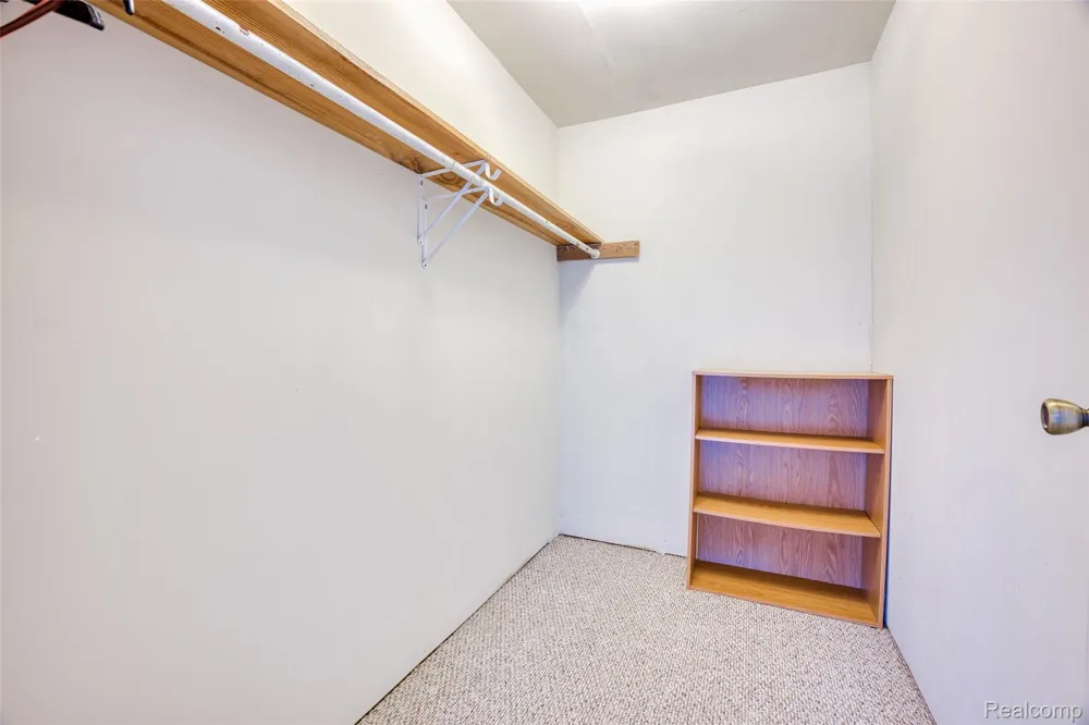 11388 Sunset Boulevard Putnam Township, MI 48169